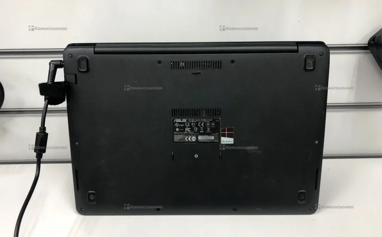 Ноутбук ASUS F402C