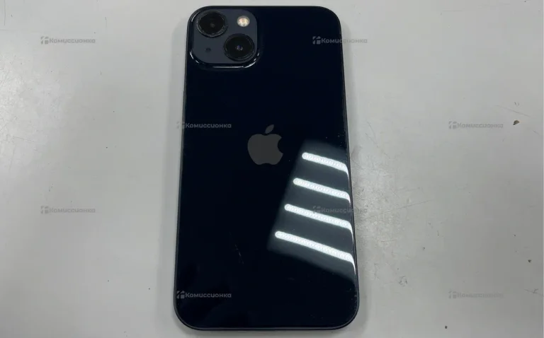 Apple iPhone 13 4/128 ГБ
