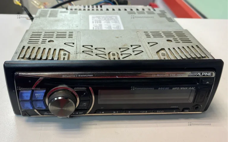 Автомагнитола  Alpine CDE-102I