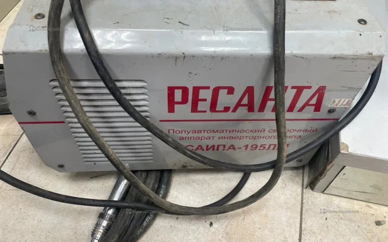 Сварочный полуавтомат Ресанта саипа-195лм