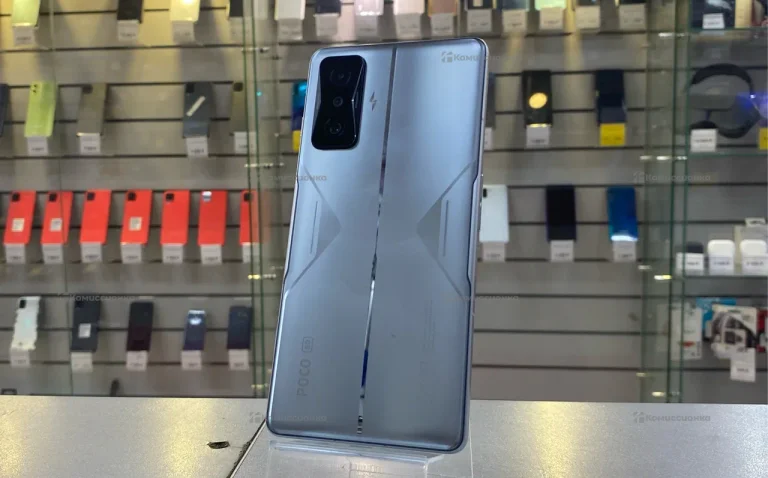 Xiaomi Poco F4 GT 12/256 ГБ