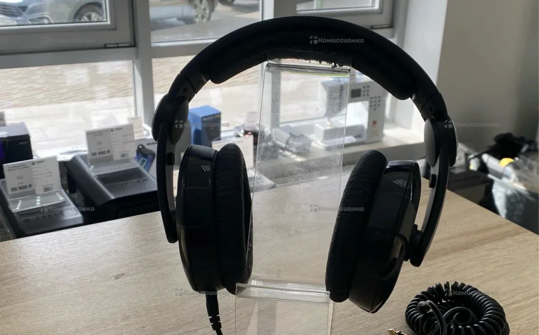 Наушники Sennheiser hd215