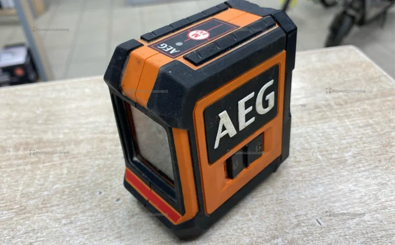 Лазерный нивелир AEG CLR215