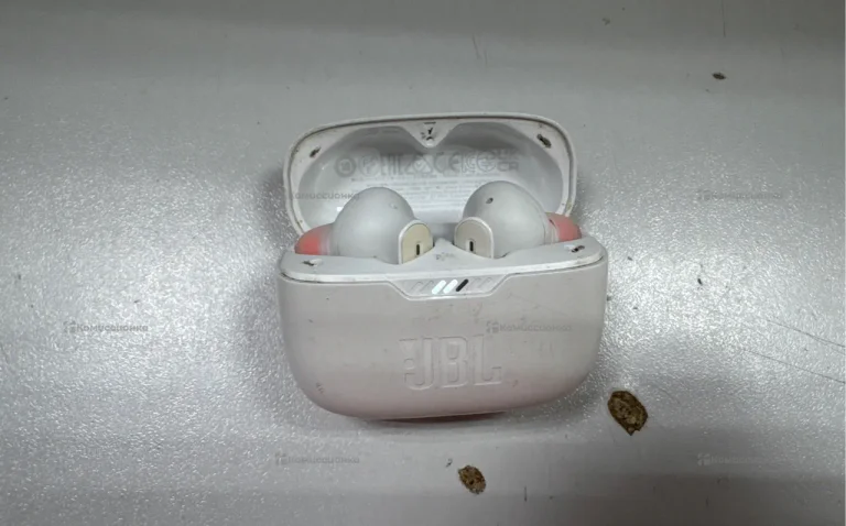 Наушники  JBL TUNE230