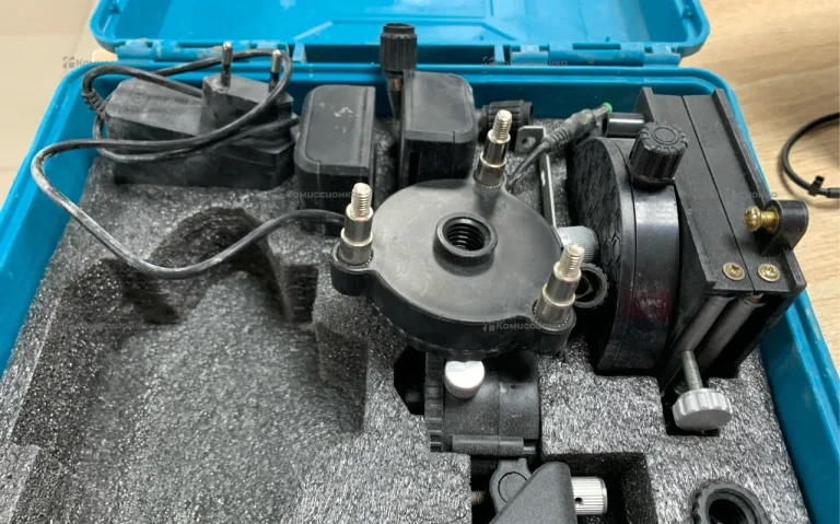 Лазерный уровень макита