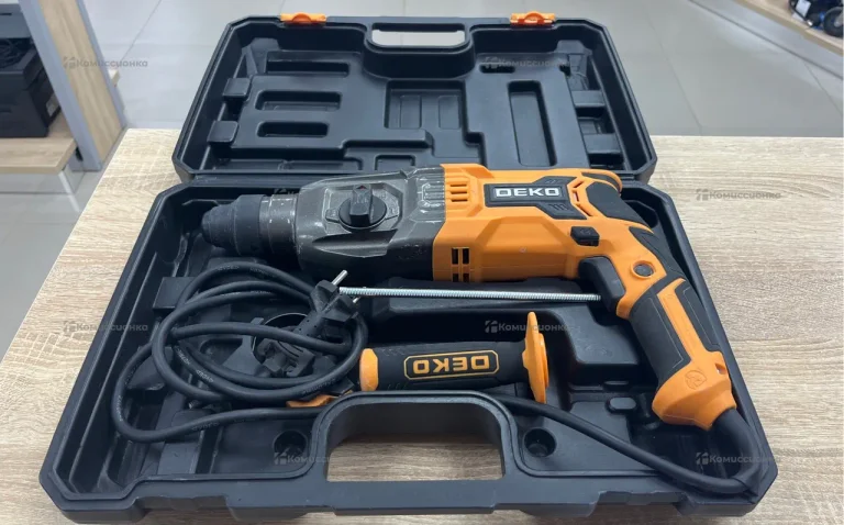 Перфоратор Deko DKH1350W