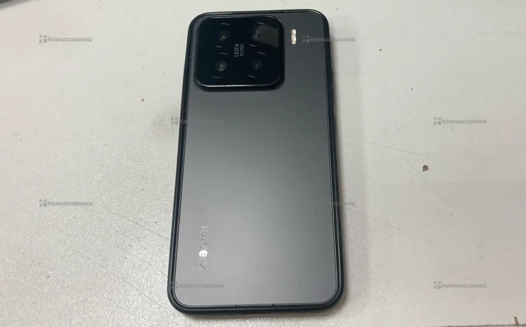 Xiaomi 15 16/512 ГБ