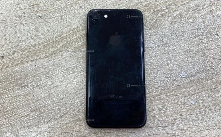 Apple iPhone 7 2/128 ГБ