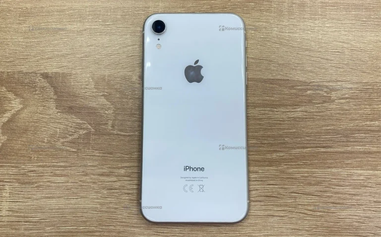Apple iPhone XR 3/64 ГБ