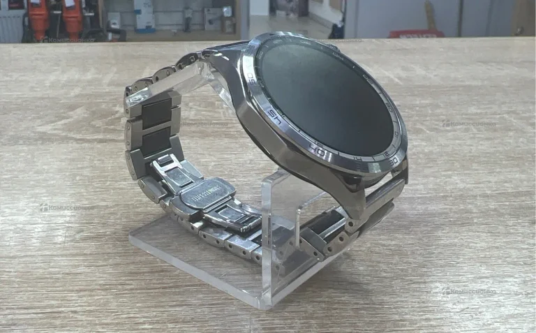 Часы Huawei GT 4