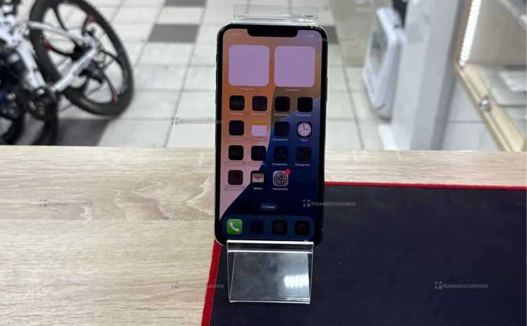 Apple iPhone 11 Pro Max 4/64 ГБ