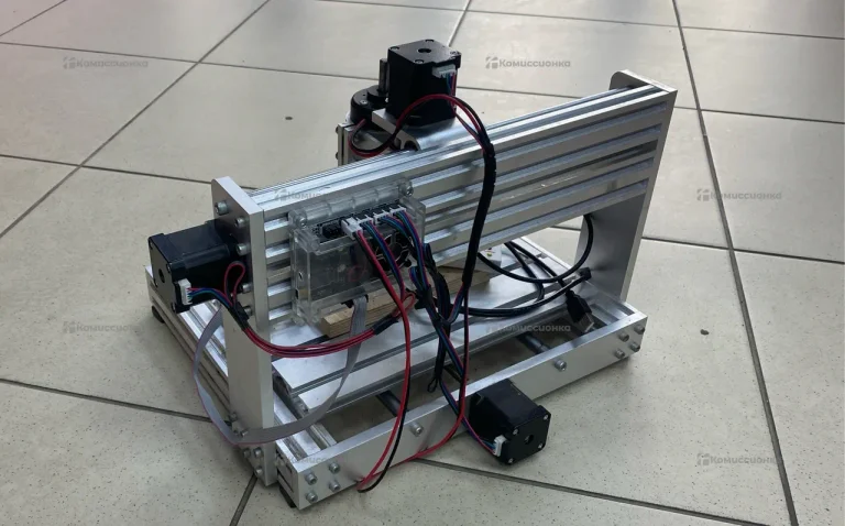 Портативный обрабатывающий станок ЧПУ CNC3018