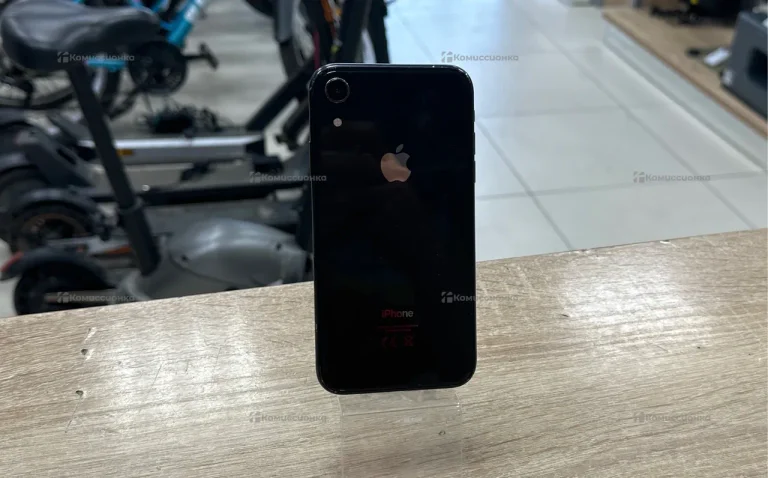 Apple iPhone XR 3/64 ГБ