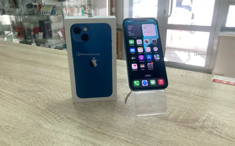 Apple iPhone 13 4/128 ГБ