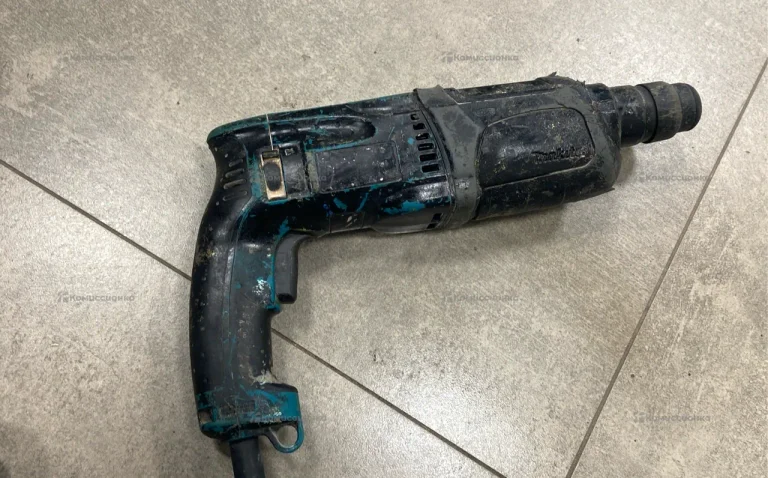 Перфоратор Makita 2470