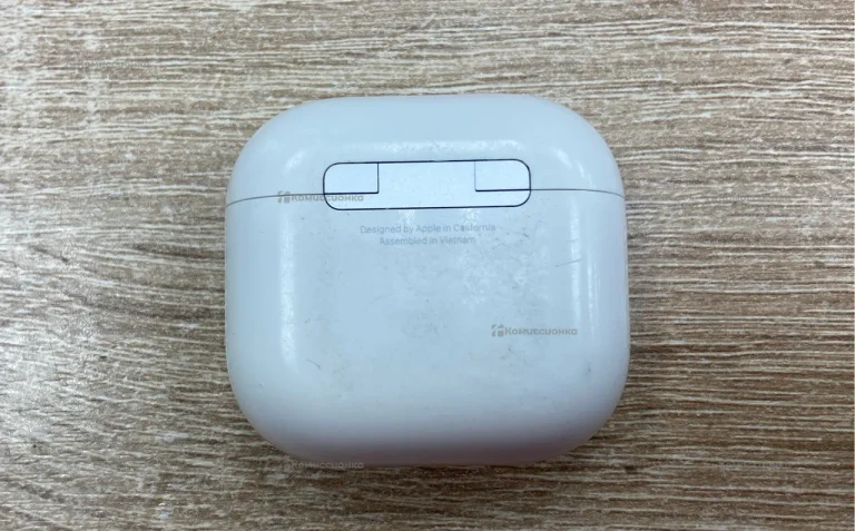 Наушники  AirPods 4 ANC