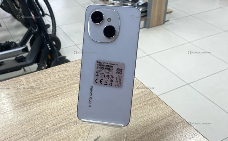 Tecno Spark Go 1 4/64 ГБ