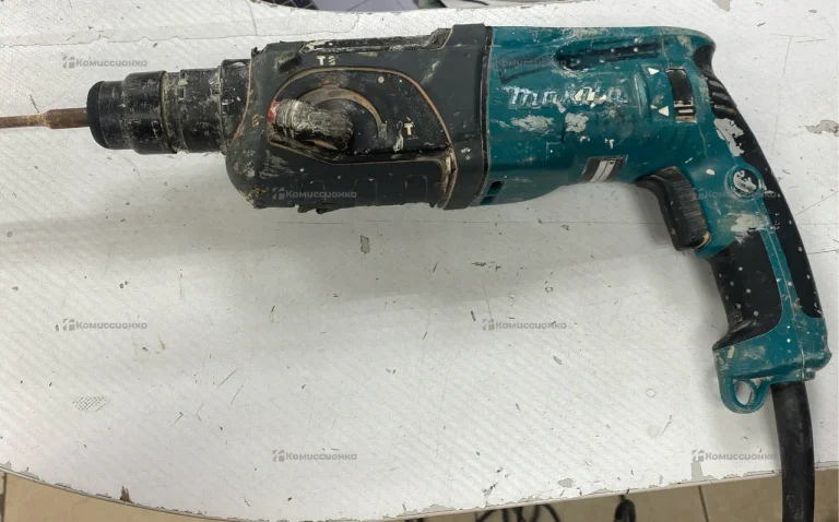 перфоратор Makita hr2470.