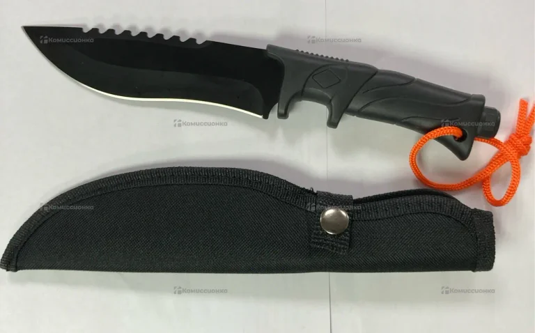 Нож туристический