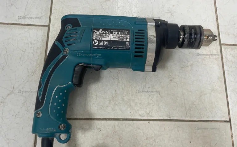 Дрель makita HP1630