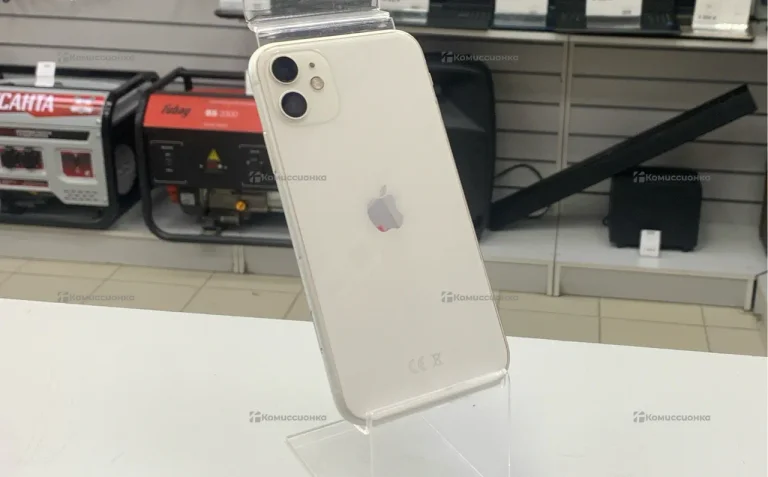 Apple iPhone 11 4/128 ГБ
