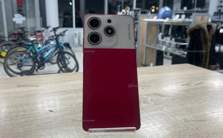 Tecno Spark 10 Pro 8/256Gb