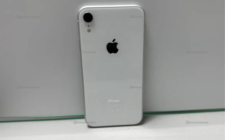 Apple iPhone XR 64ГБ