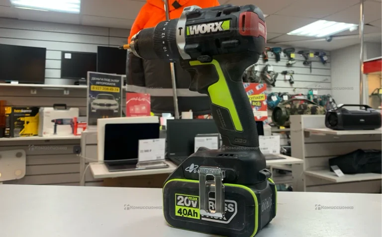 шуруповерт Worx wu373