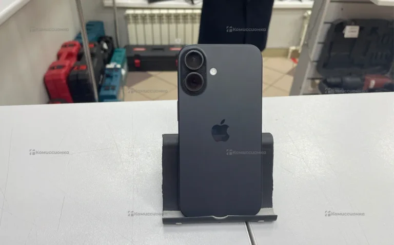 Apple iPhone 16 8/128 ГБ