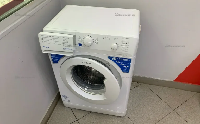 Стиральная машина  Indesit 5 kg 800ob