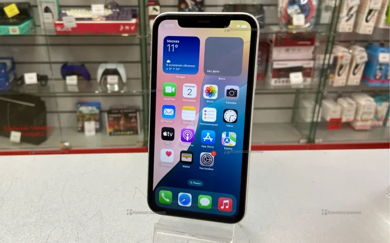 Apple iPhone XR 3/128 ГБ