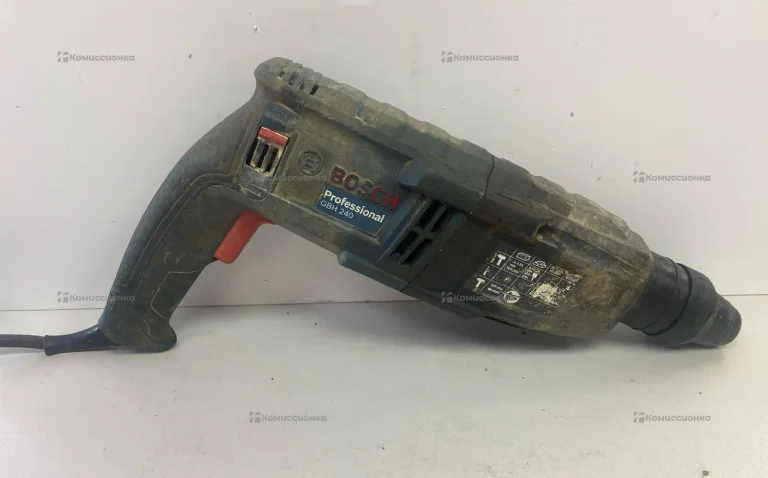 Перфоратор Bosch GBH240