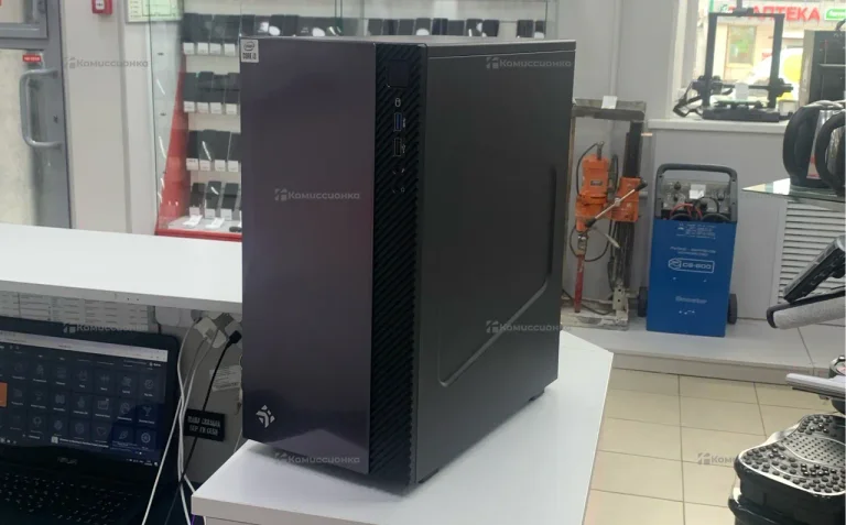 Системный блок DeXP