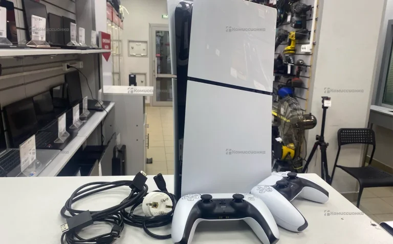 Play Station 5 Slim 1TB