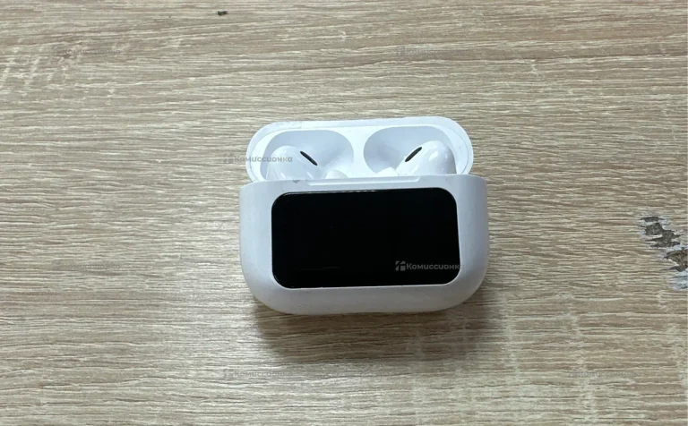 Наушники AirPods Pro с экраном