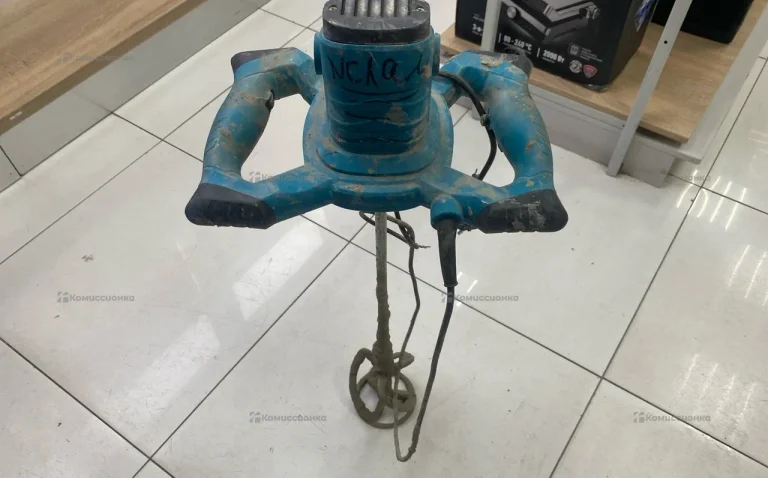 Строительный миксер Makita (rep).