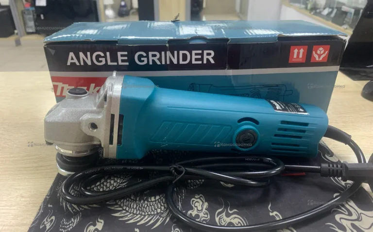 УШМ Makita Angle Grinder
