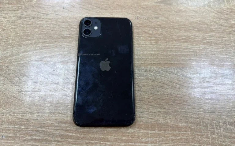 Apple iPhone 11 4/64 ГБ