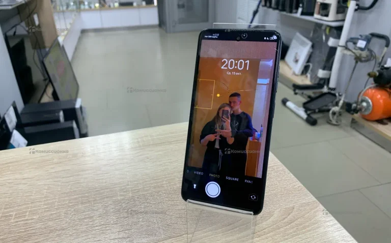 Tecno Spark 20C 4/128 ГБ