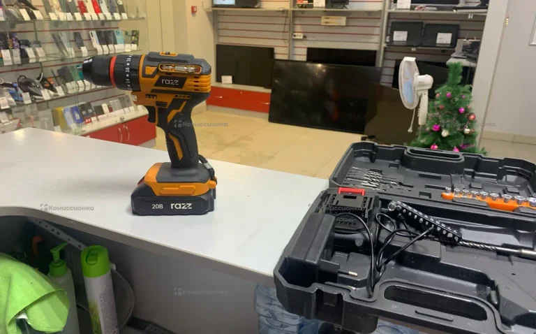 Шуруповерт razz TS-2012