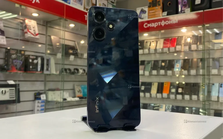 Infinix Hot 30 Play 8/128 ГБ