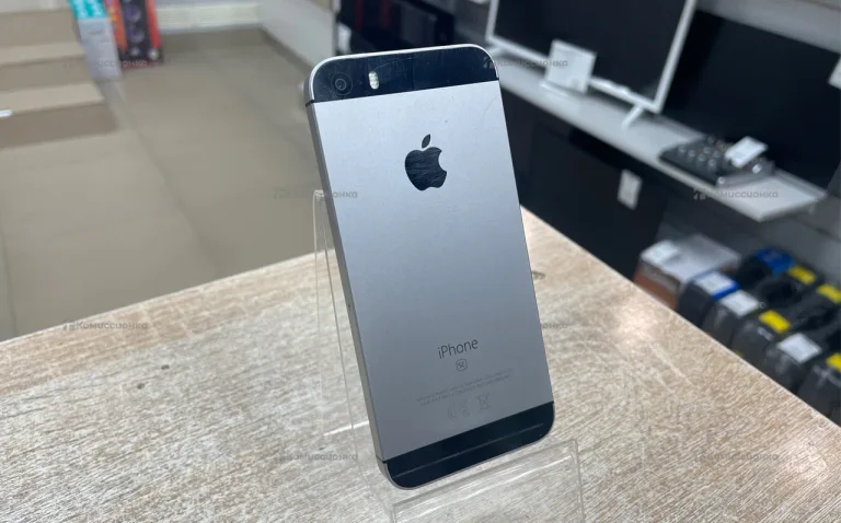 Apple iPhone SE 2/128 ГБ