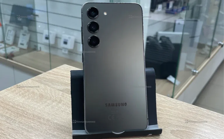 Samsung Galaxy S23 8/128 ГБ