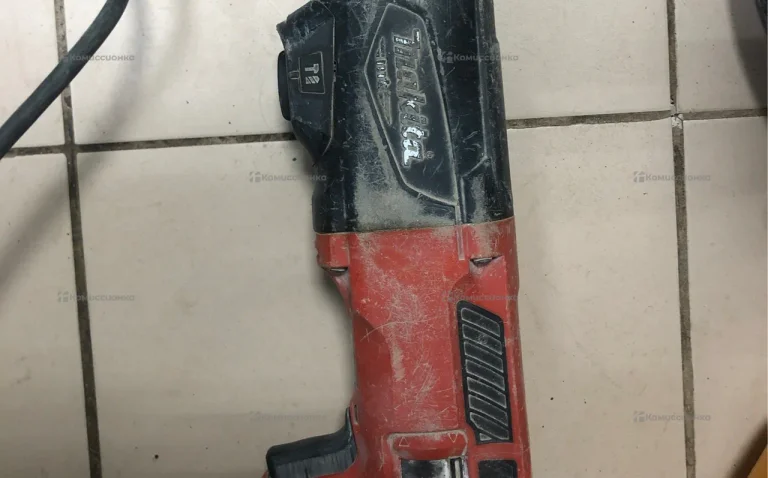 Перфаратор Makita M8701