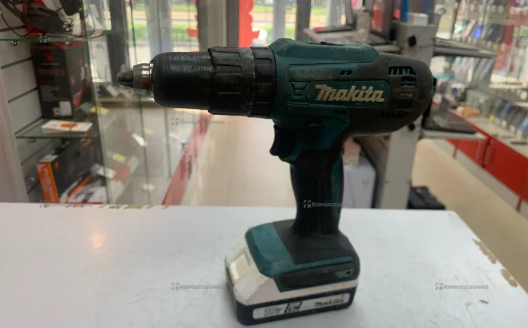 Шуроповерт Makita