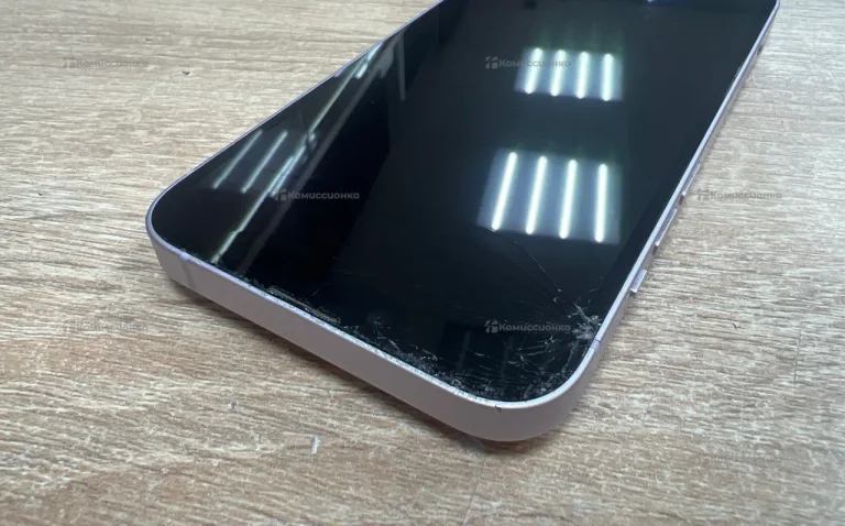 Apple iPhone 14 6/128 ГБ