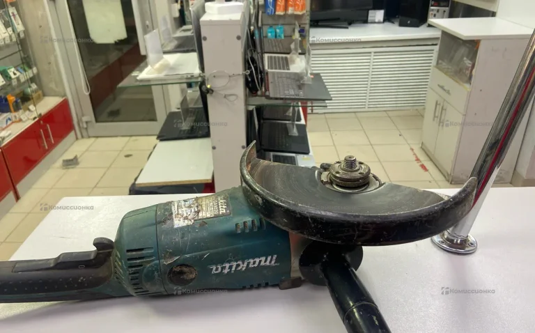 УШМ makita GA9020
