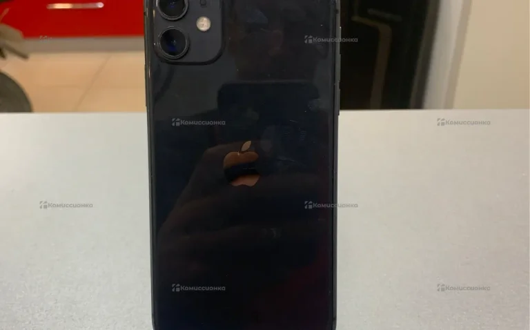 Apple iPhone 11 4/64 ГБ