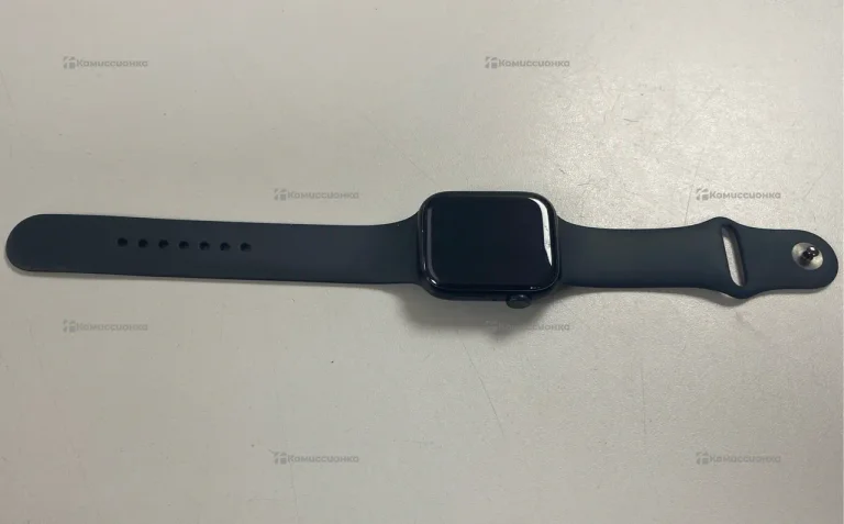 Часы  apple watch 7 45mm