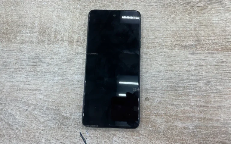 Tecno Spark 20C 4/128 ГБ